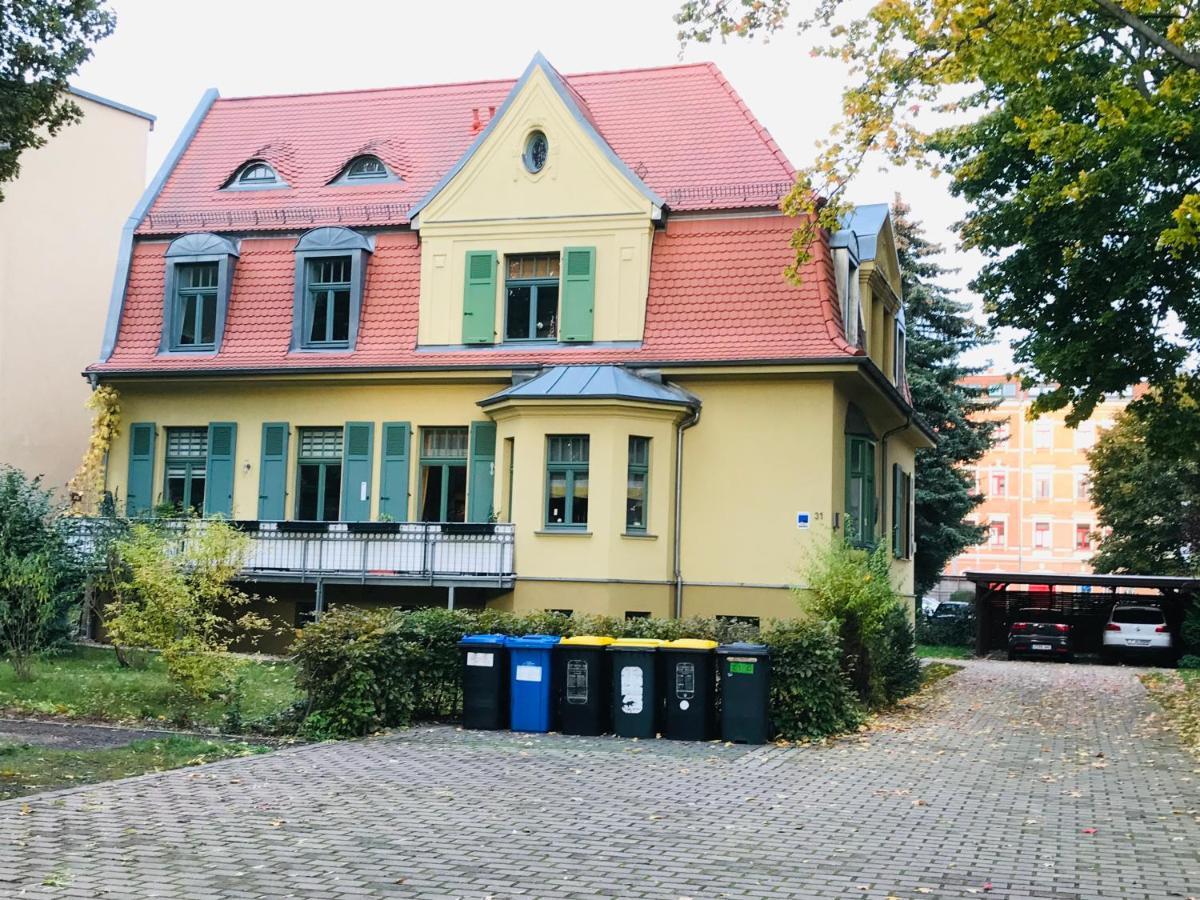 "Glueck Auf" Lichtdurchflutete Schicke Ferienwohnung In Zwickau Exterior photo